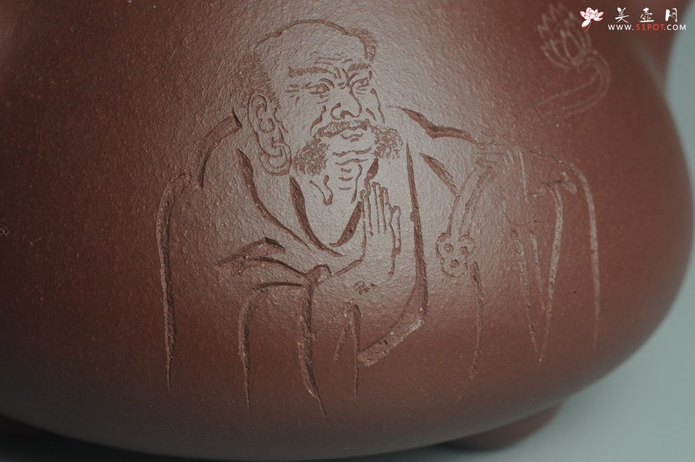 紫砂壶图片：美壶特惠 精致做工经典平盖无为小石瓢 精刻人物 茶人醉爱 - 宜兴紫砂壶网