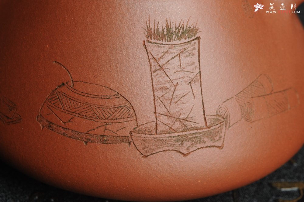 紫砂壶图片：油润底曹青 全手工精品子冶石瓢 骨肉匀挺 清茗堂助工文气装饰菖蒲清供图 文人风骨尽显 - 宜兴紫砂壶网