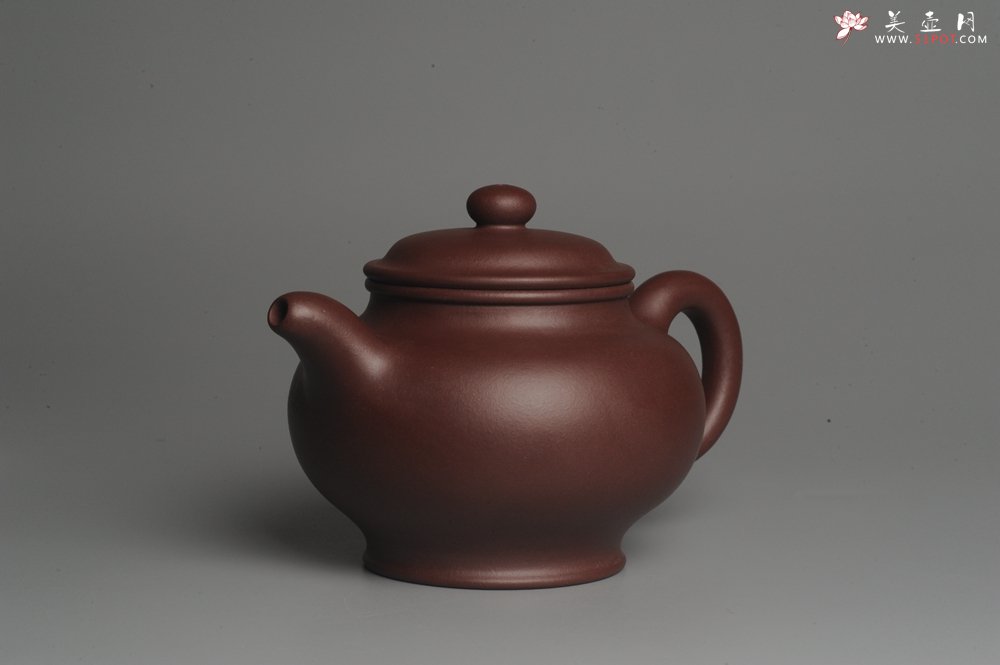 紫砂壶图片：实力派杨欣橙老师全手工紫茄泥大亨掇只 深得其味 泥料灰常油润 - 宜兴紫砂壶网