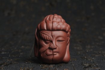 紫砂壶图片：美宠特惠 回馈壶友 精致性价比是佛是魔 一念之间 手把件茶宠高5.8cm宽4.5cm左右 - 宜兴紫砂壶网