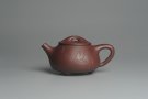 紫砂壶图片：美壶特惠 精致做工经典平盖饮者寿小石瓢 精刻人物 茶人醉爱 - 宜兴紫砂壶网