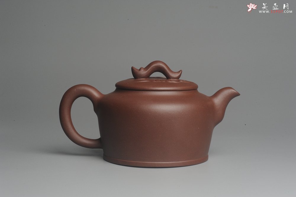 紫砂壶图片：美壶特惠 一厂拼紫泥 精致云意壶 头顶祥云 好兆头 - 宜兴紫砂壶网
