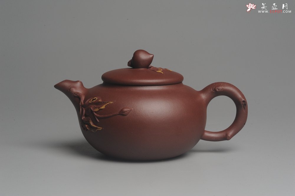 紫砂壶图片：美壶福利特惠 精致做工 寿桃壶 茶人醉爱 - 宜兴紫砂壶网