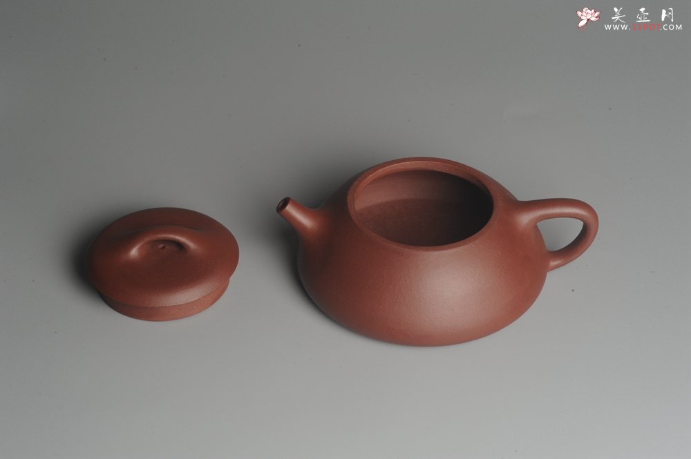 紫砂壶图片：美壶特惠 原矿红拼泥精致做工纳瓢 石瓢  养后特油润 茶人醉爱 - 宜兴紫砂壶网
