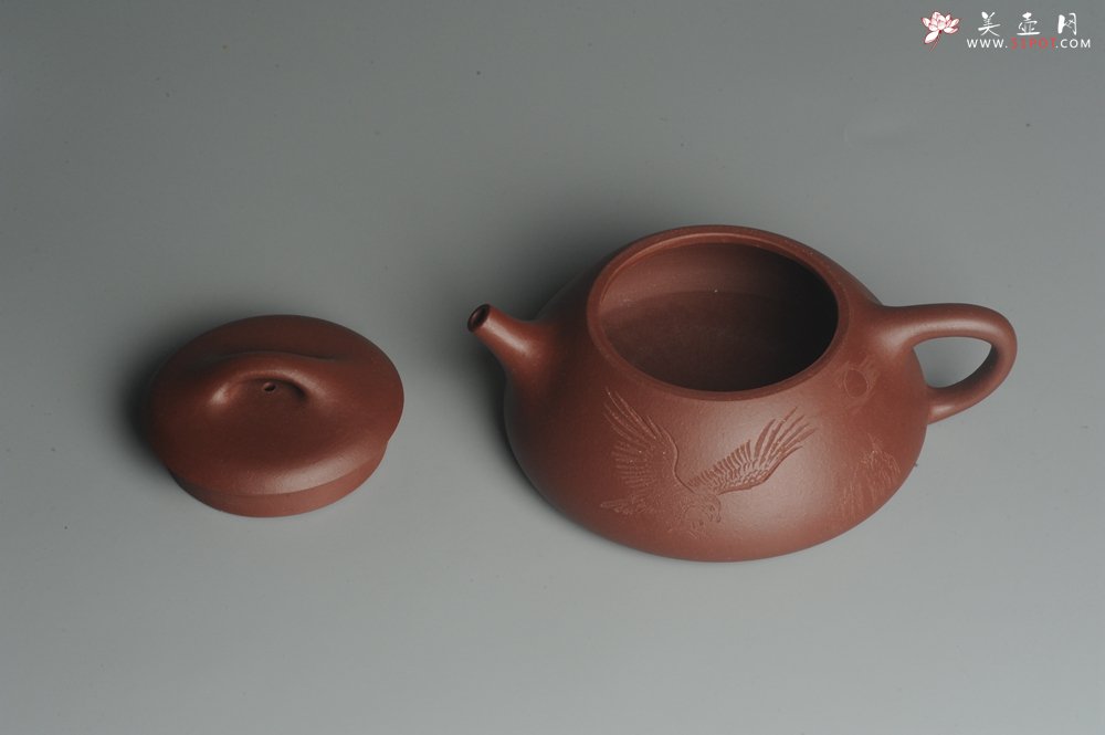 紫砂壶图片：美壶特惠 原矿红拼泥精致做工纳瓢 石瓢 大展鸿图 养后特油润 茶人醉爱 - 宜兴紫砂壶网