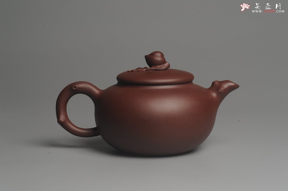 紫砂壶图片：美壶福利特惠 精致做工 寿桃壶 茶人醉爱 - 宜兴紫砂壶网