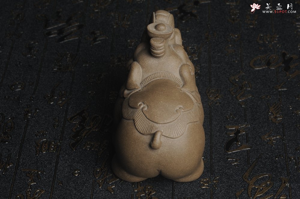 紫砂壶图片：美宠特惠 回馈壶友 精工太平有象茶宠 长11cm宽6cm高7cm - 宜兴紫砂壶网