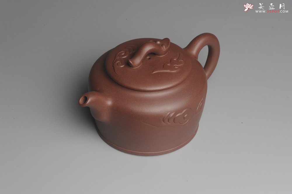 紫砂壶图片：美壶特惠 一厂拼紫泥 精致云意壶 头顶祥云 好兆头 - 宜兴紫砂壶网