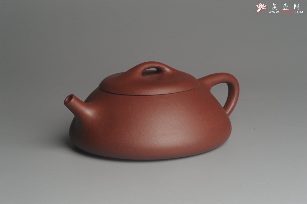 紫砂壶图片：美壶特惠 原矿红拼泥精致做工纳瓢 石瓢  养后特油润 茶人醉爱 - 宜兴紫砂壶网