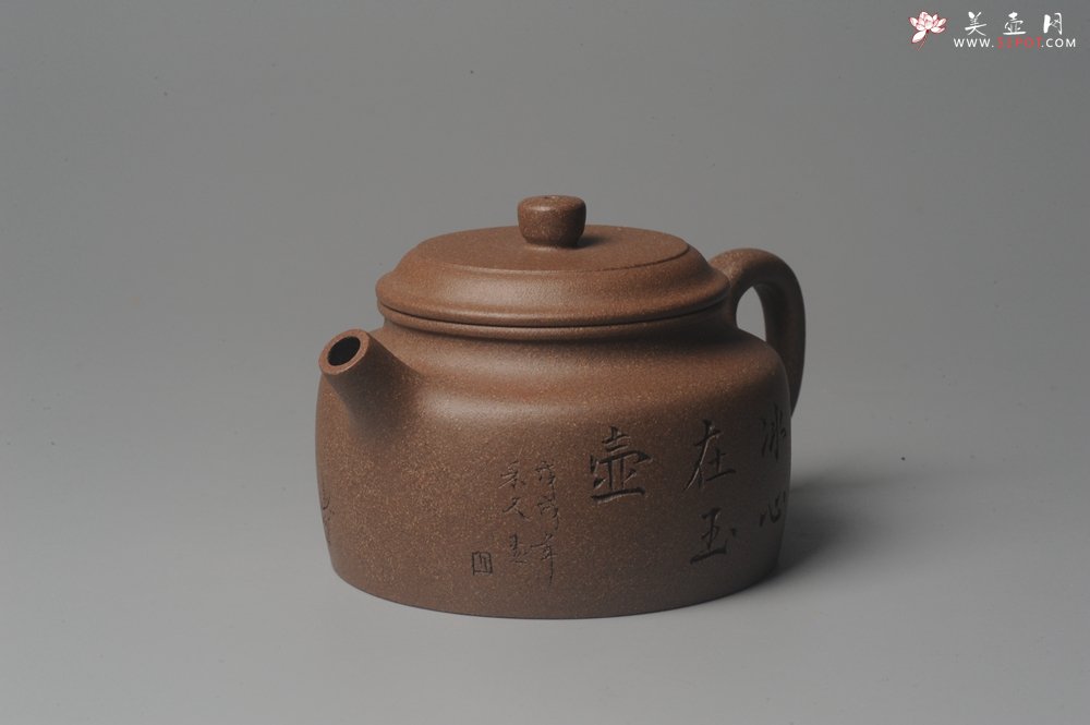 紫砂壶图片：美壶特惠 老段泥精致德中 一片冰心在玉壶 - 宜兴紫砂壶网