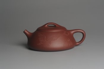 紫砂壶图片：美壶特惠 原矿红拼泥精致做工纳瓢 石瓢 大展鸿图 养后特油润 茶人醉爱 - 宜兴紫砂壶网