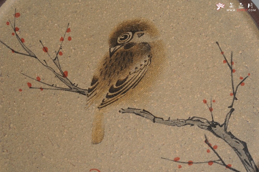 紫砂壶图片：款式一 美杯美垫特惠 精致彩绘泥绘花鸟品茗杯主人杯 杯垫一套 灰常漂亮 - 宜兴紫砂壶网