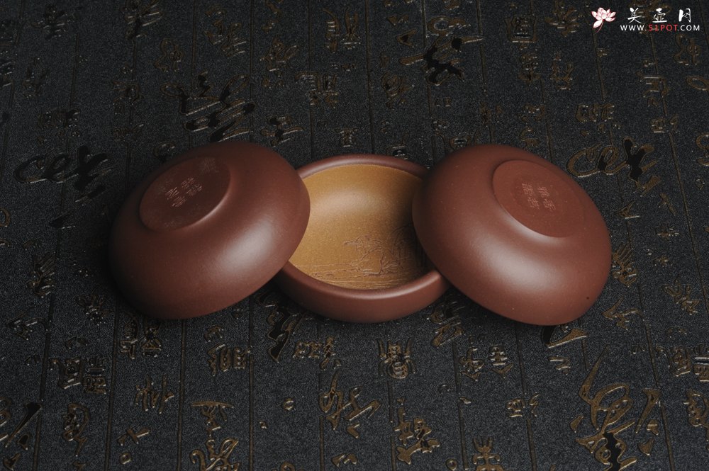 紫砂壶图片：美杯国庆特惠 精品好泥好工好刻雅致厚实品茗杯 主人杯 一套三只 送礼佳品 - 宜兴紫砂壶网