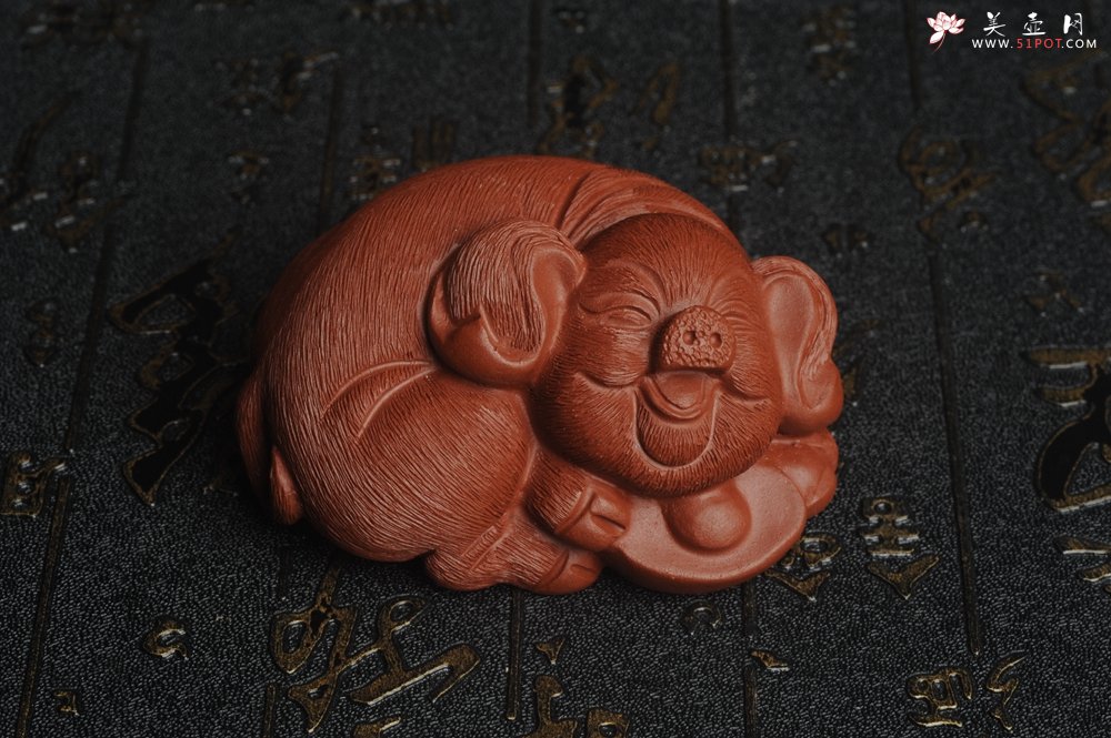 紫砂壶图片：美宠特惠 优质清水泥精致手工茶宠 一团和气招财猪 长7cm宽5cm高3.5cm - 宜兴紫砂壶网