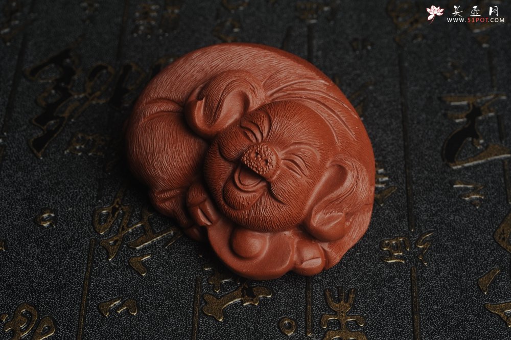 紫砂壶图片：美宠特惠 优质清水泥精致手工茶宠 一团和气招财猪 长7cm宽5cm高3.5cm - 宜兴紫砂壶网