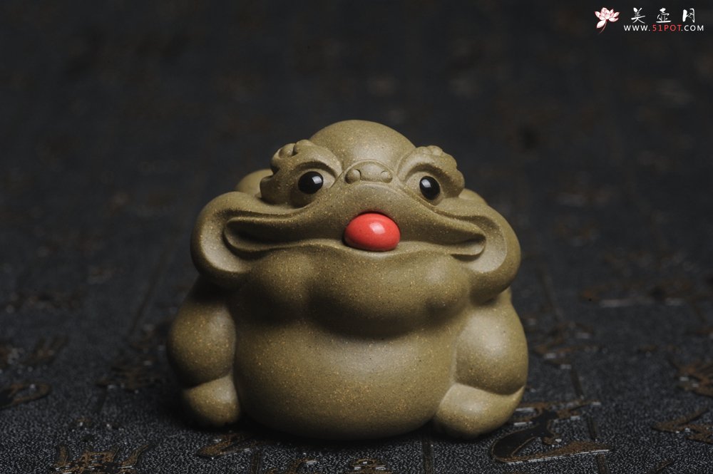 紫砂壶图片：美宠特惠 老青段貔貅瑞兽招宝蟾茶宠 茶盘尤物长6cm宽5.7cm高4.6cm - 宜兴紫砂壶网