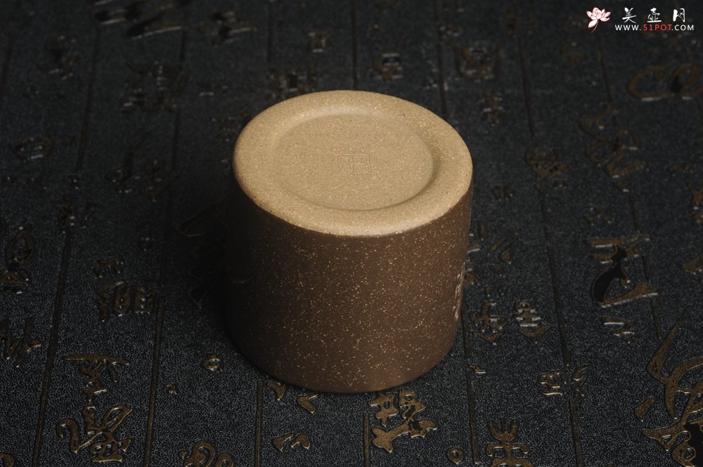 紫砂壶图片：美杯特惠 精品好泥好工好刻雅致厚实品茗杯 缸杯 鱼乐杯 - 宜兴紫砂壶网