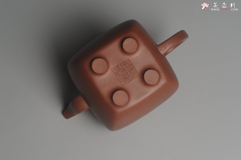 紫砂壶图片：实力派张海艳全手工小鸣远四方 气势磅礴 - 宜兴紫砂壶网