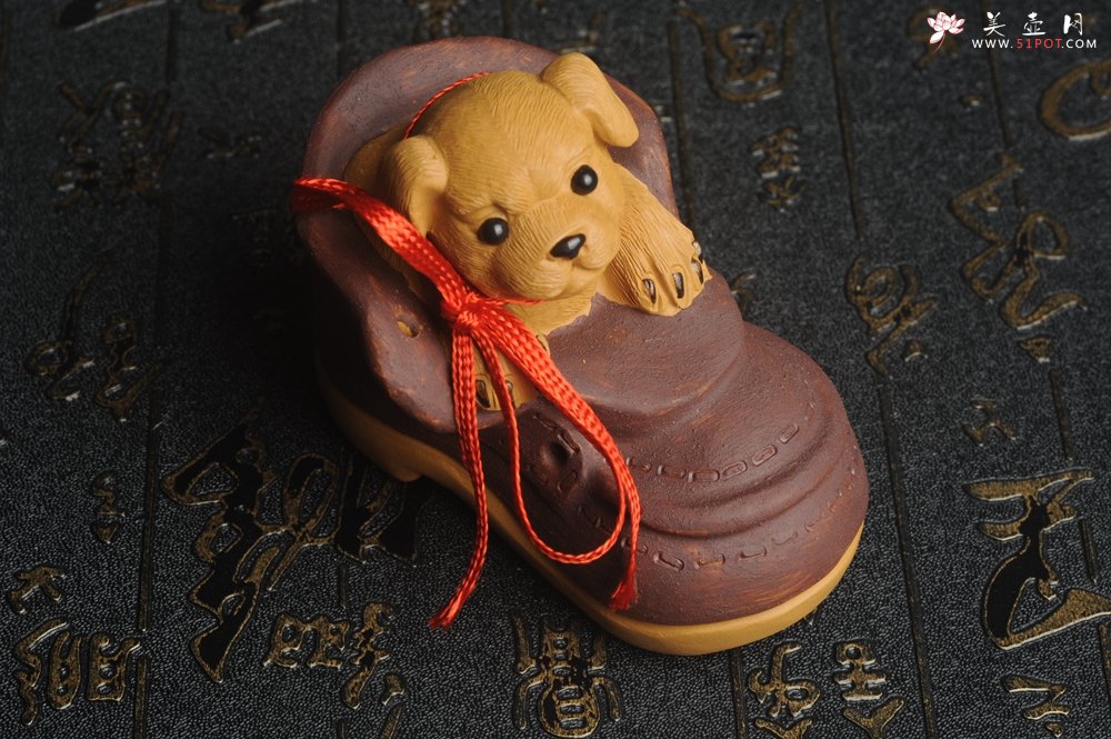 紫砂壶图片：美宠特惠 精致做工步步高升福气狗茶宠摆件 长8.8cm宽4.5到5cm高8.8cm - 宜兴紫砂壶网