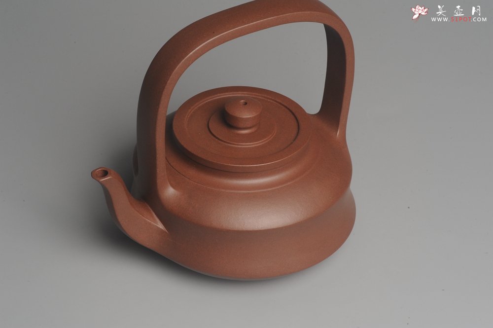 紫砂壶图片：进步明显 扛鼎之作 全美品 难度大刹凹单片折肩拍打成型全手工提壁壶 且玩且珍惜 - 宜兴紫砂壶网