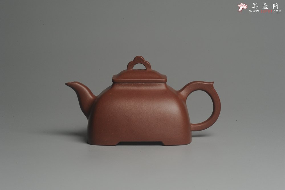 紫砂壶图片：实力派张海艳全手工弧菱壶 灰常漂亮 - 宜兴紫砂壶网