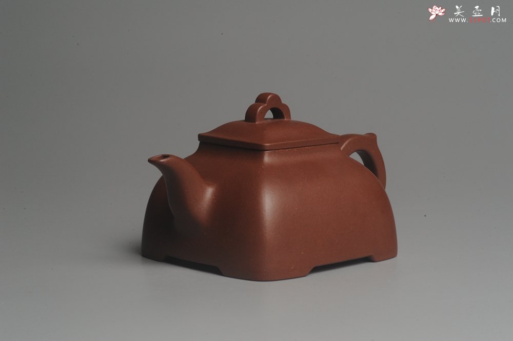 紫砂壶图片：实力派张海艳全手工弧菱壶 灰常漂亮 - 宜兴紫砂壶网