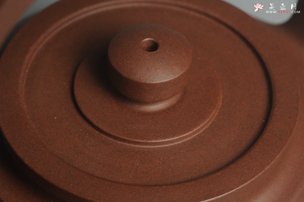 紫砂壶图片：进步明显 扛鼎之作 全美品 难度大刹凹单片折肩拍打成型全手工提壁壶 且玩且珍惜 - 宜兴紫砂壶网