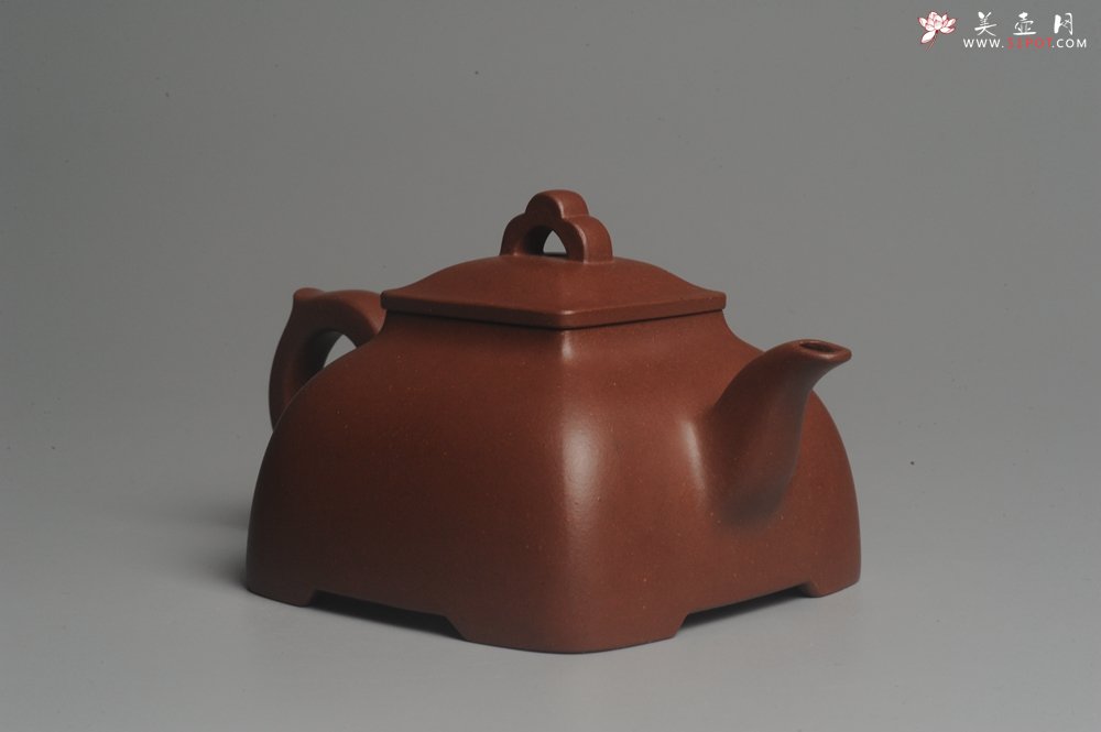 紫砂壶图片：实力派张海艳全手工弧菱壶 灰常漂亮 - 宜兴紫砂壶网