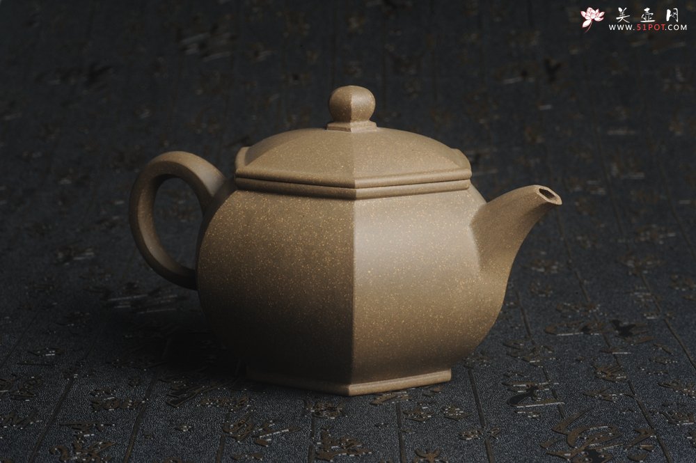 紫砂壶图片：优质青段 饱满大气全手工六方宫灯 - 宜兴紫砂壶网