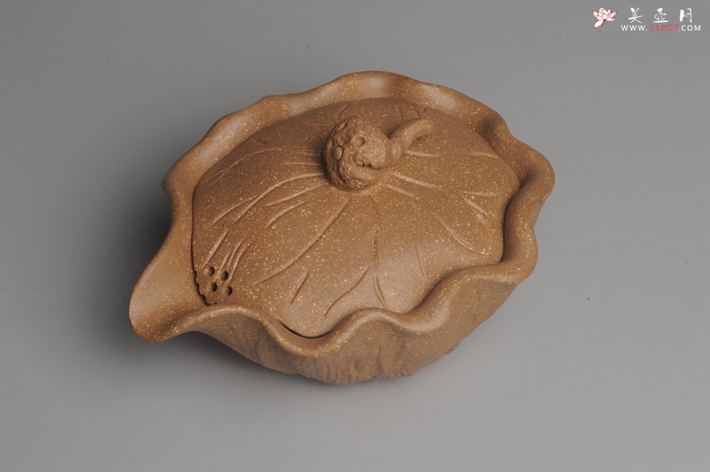 紫砂壶图片：美杯特惠 精致莲蓬公道杯 快客杯 肌理丰富 - 宜兴紫砂壶网