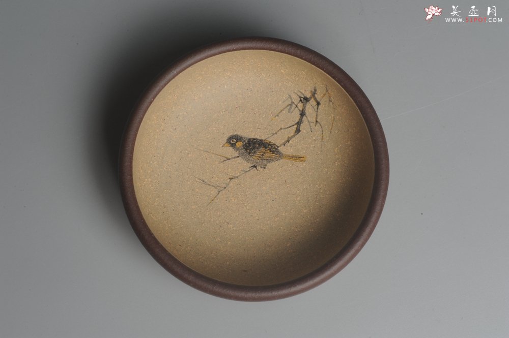 紫砂壶图片：款式二 美杯美垫特惠 精致彩绘泥绘花鸟品茗杯主人杯 杯垫一套 灰常漂亮 - 宜兴紫砂壶网