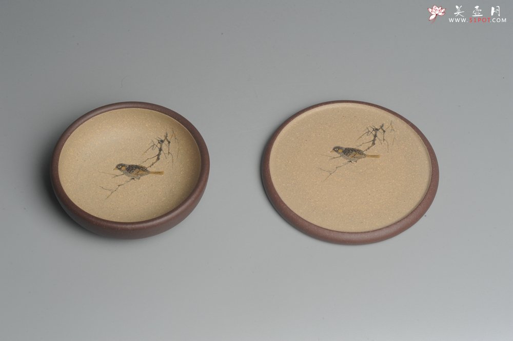 紫砂壶图片：款式二 美杯美垫特惠 精致彩绘泥绘花鸟品茗杯主人杯 杯垫一套 灰常漂亮 - 宜兴紫砂壶网