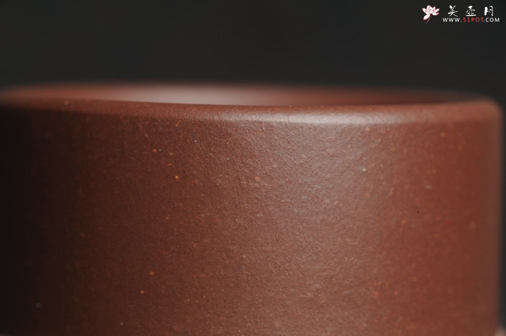 紫砂壶图片：美杯中秋特惠 雅致厚实 闻香品茗尝万千芬芳品茗杯 主人杯 直径4.3cm高8.2cm - 宜兴紫砂壶网