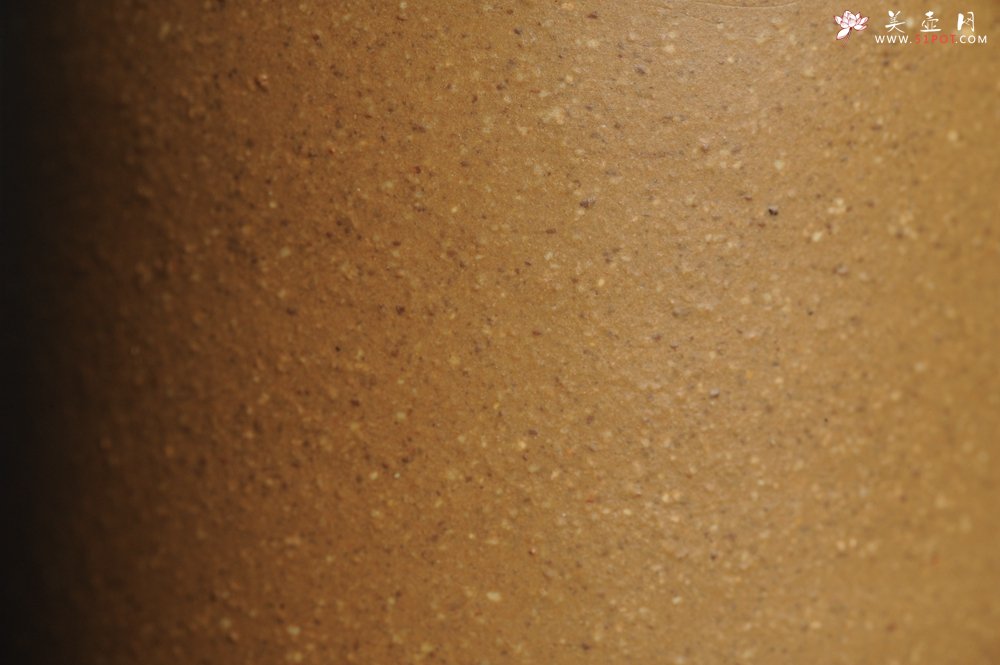 紫砂壶图片：美杯中秋特惠 雅致厚实 闻香品茗尝万千芬芳品茗杯 主人杯 直径4.3cm高8.2cm - 宜兴紫砂壶网