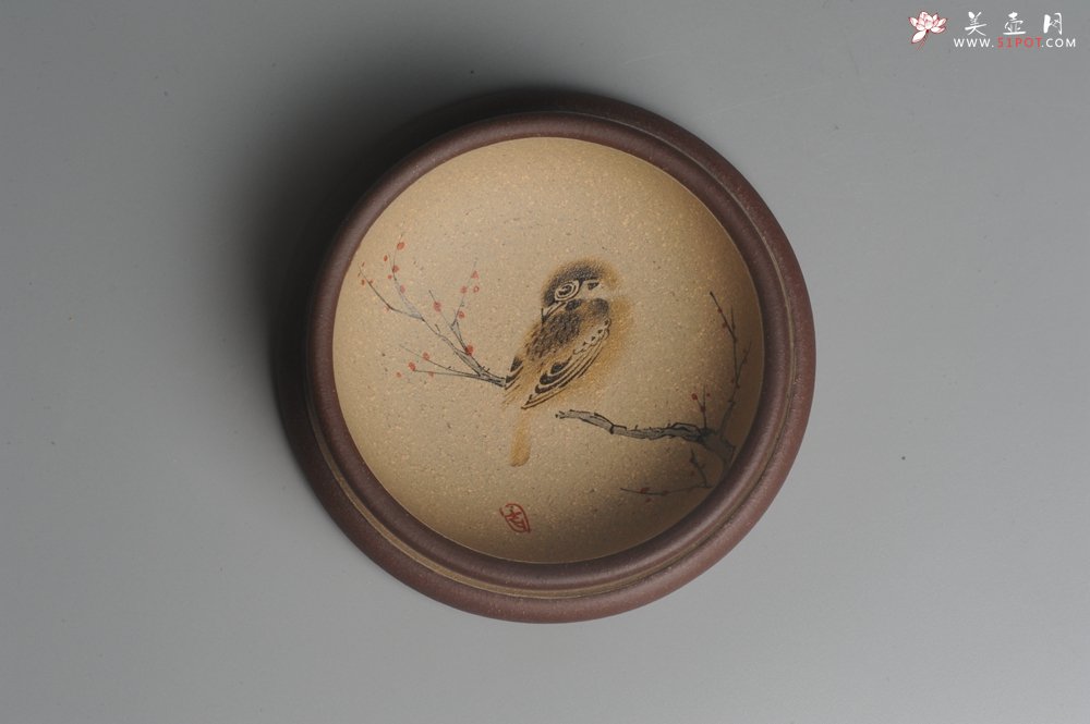 紫砂壶图片：款式一 美杯美垫特惠 精致彩绘泥绘花鸟品茗杯主人杯 杯垫一套 灰常漂亮 - 宜兴紫砂壶网