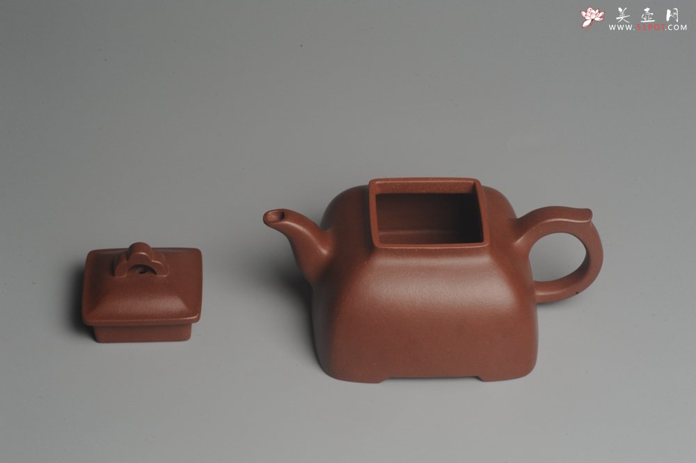 紫砂壶图片：实力派张海艳全手工弧菱壶 灰常漂亮 - 宜兴紫砂壶网