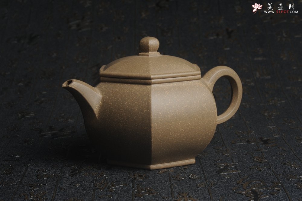 紫砂壶图片：优质青段 饱满大气全手工六方宫灯 - 宜兴紫砂壶网