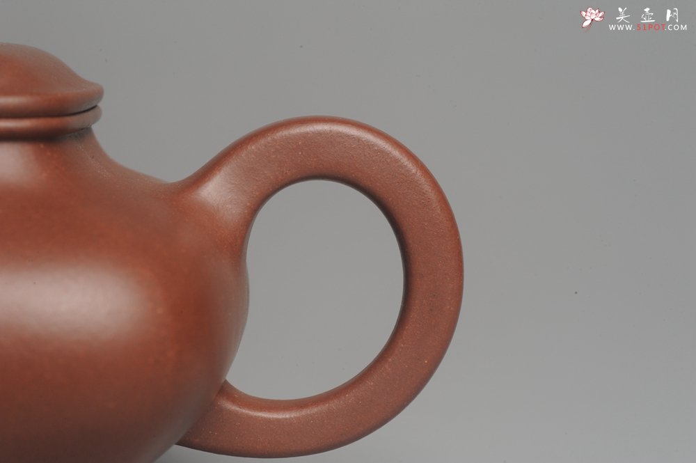 紫砂壶图片：实力派张海艳全手工老辣四方虚扁壶 超精致 - 宜兴紫砂壶网