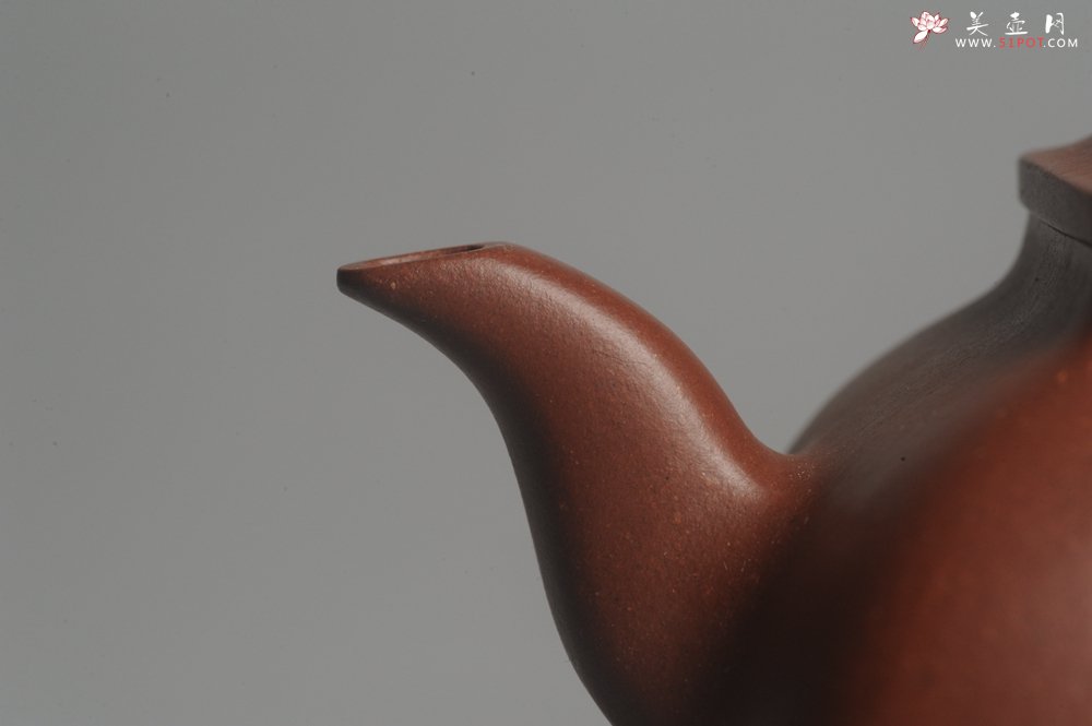 紫砂壶图片：实力派张海艳全手工弧菱壶 灰常漂亮 - 宜兴紫砂壶网