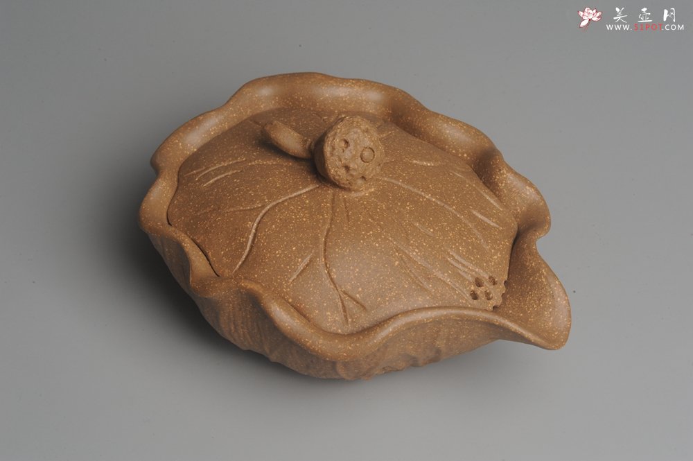 紫砂壶图片：美杯特惠 精致莲蓬公道杯 快客杯 肌理丰富 - 宜兴紫砂壶网