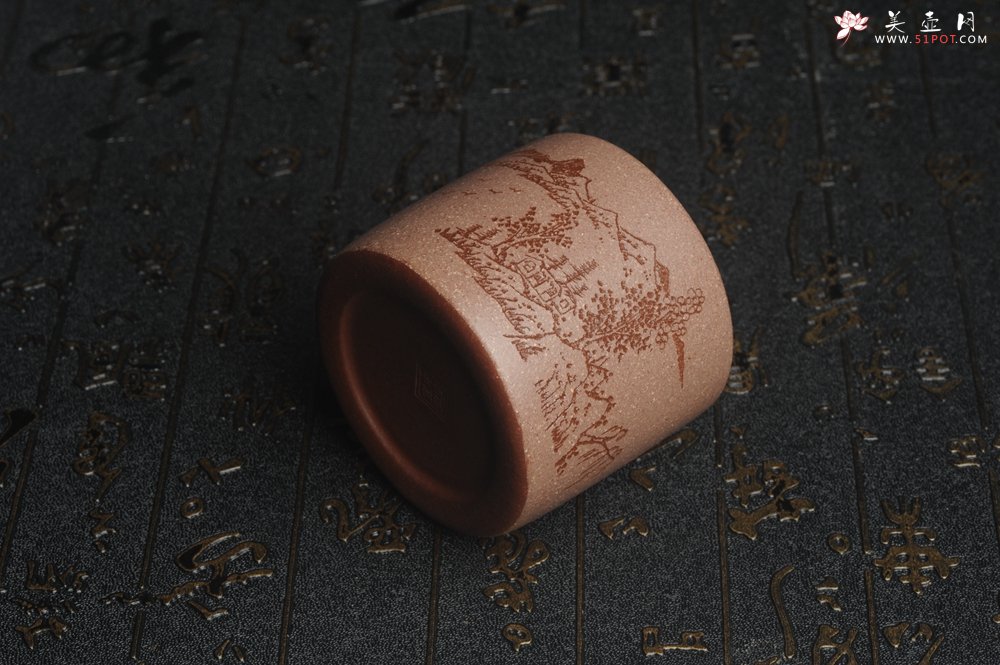 紫砂壶图片：美杯特惠 精品好泥好工好刻雅致厚实品茗杯 缸杯 山居图 - 宜兴紫砂壶网