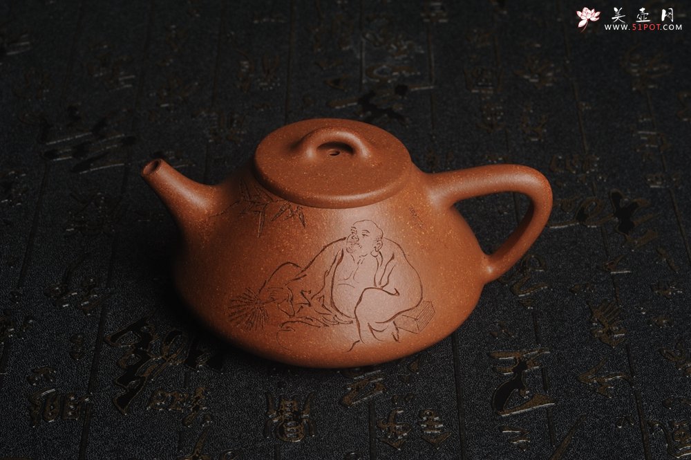 紫砂壶图片：油润五彩段泥 全手工薄胎精品子冶石瓢 难度大 骨肉匀挺 文气装饰高士乘凉图 无为 - 宜兴紫砂壶网