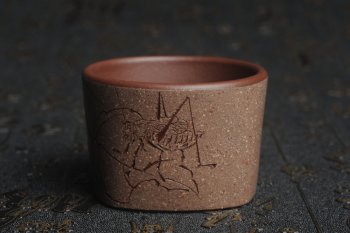 紫砂壶图片：美杯中秋特惠 精品好泥好工好刻雅致厚实 清趣品茗杯 主人杯 自用送礼佳品 - 宜兴紫砂壶网