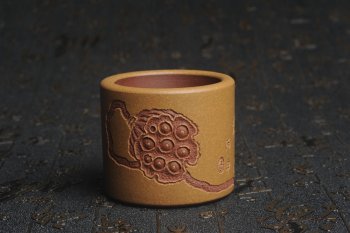 紫砂壶图片：美杯特惠 精品好泥好工好刻雅致厚实品茗杯 缸杯 莲蓬禅心杯 - 宜兴紫砂壶网