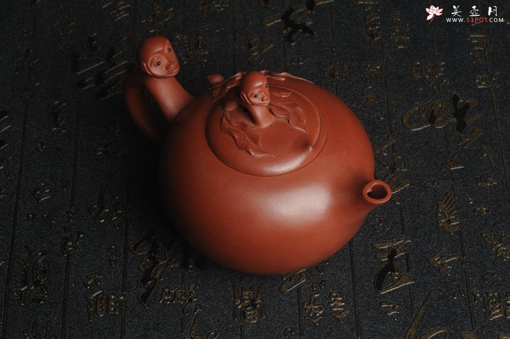 紫砂壶图片：美壶特惠 原矿红清水泥 精致辈辈封侯套壶 单杯56cc 送礼自用佳品 茶人醉爱 - 宜兴紫砂壶网