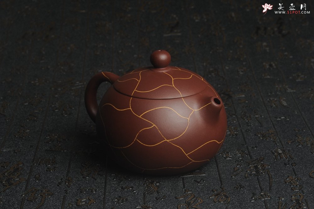 紫砂壶图片：美壶特惠 精工冰纹西施 茶人醉爱 - 宜兴紫砂壶网