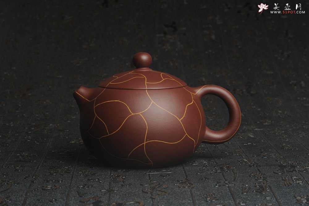 紫砂壶图片：美壶特惠 精工冰纹西施 茶人醉爱 - 宜兴紫砂壶网