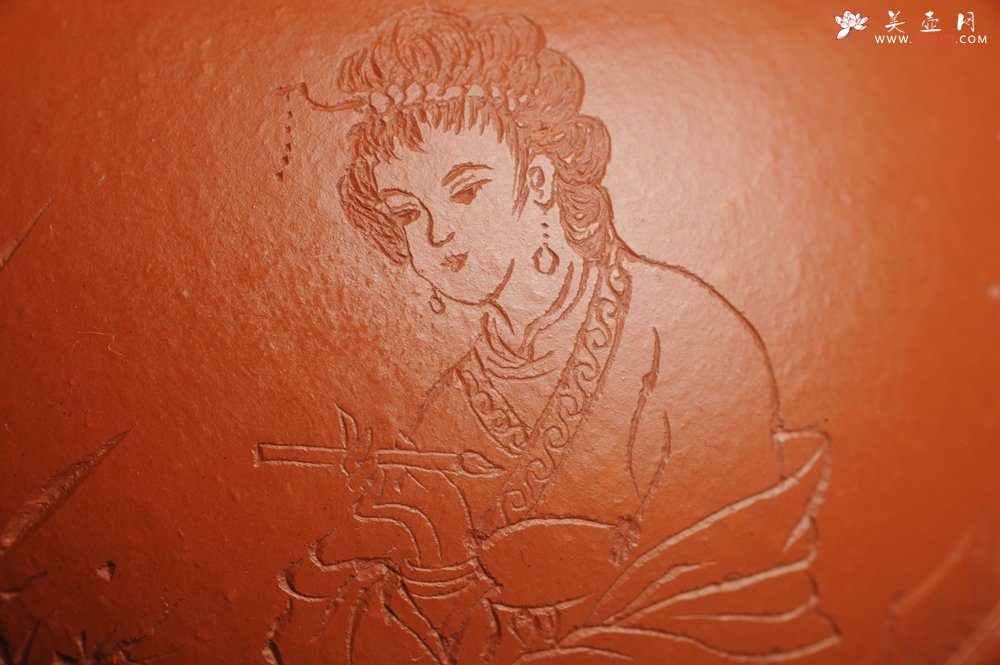 紫砂壶图片：特油润老朱泥 全手工美女西施壶 方健老师精心双刀刻绘 收缩大成型难 难得美品 - 宜兴紫砂壶网