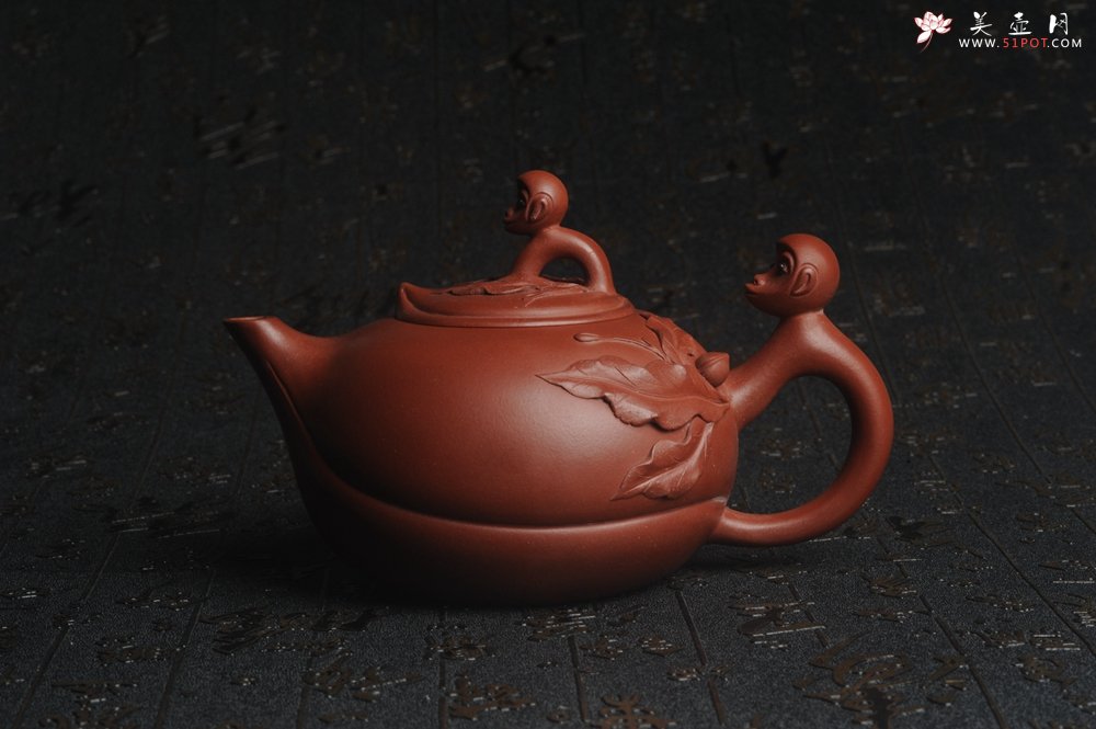 紫砂壶图片：美壶特惠 原矿红清水泥 精致辈辈封侯套壶 单杯56cc 送礼自用佳品 茶人醉爱 - 宜兴紫砂壶网