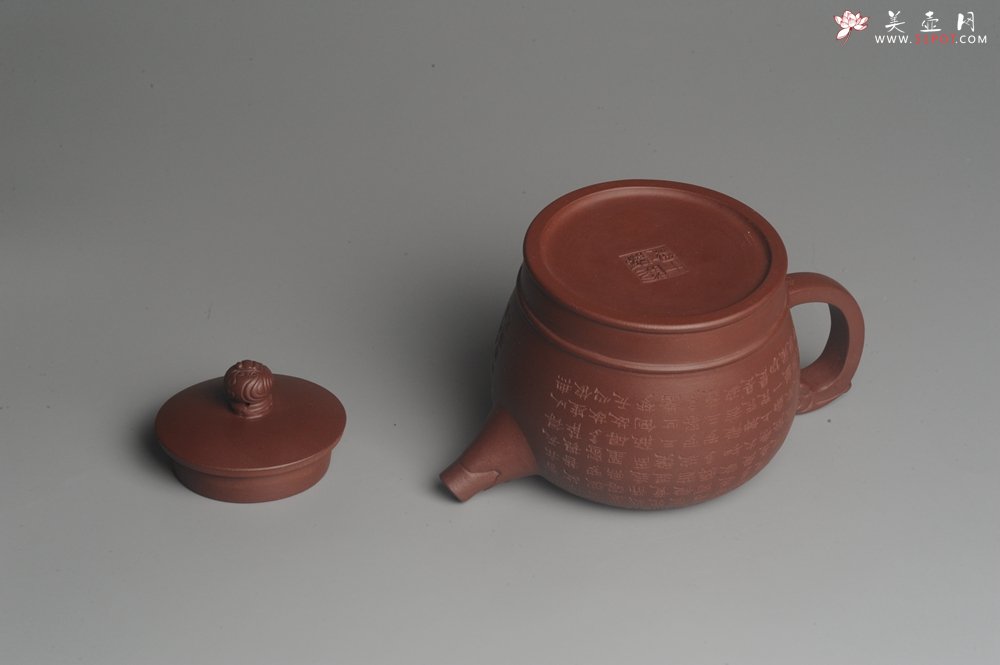 紫砂壶图片：美壶特惠 油润紫泥佛语心经壶 - 宜兴紫砂壶网